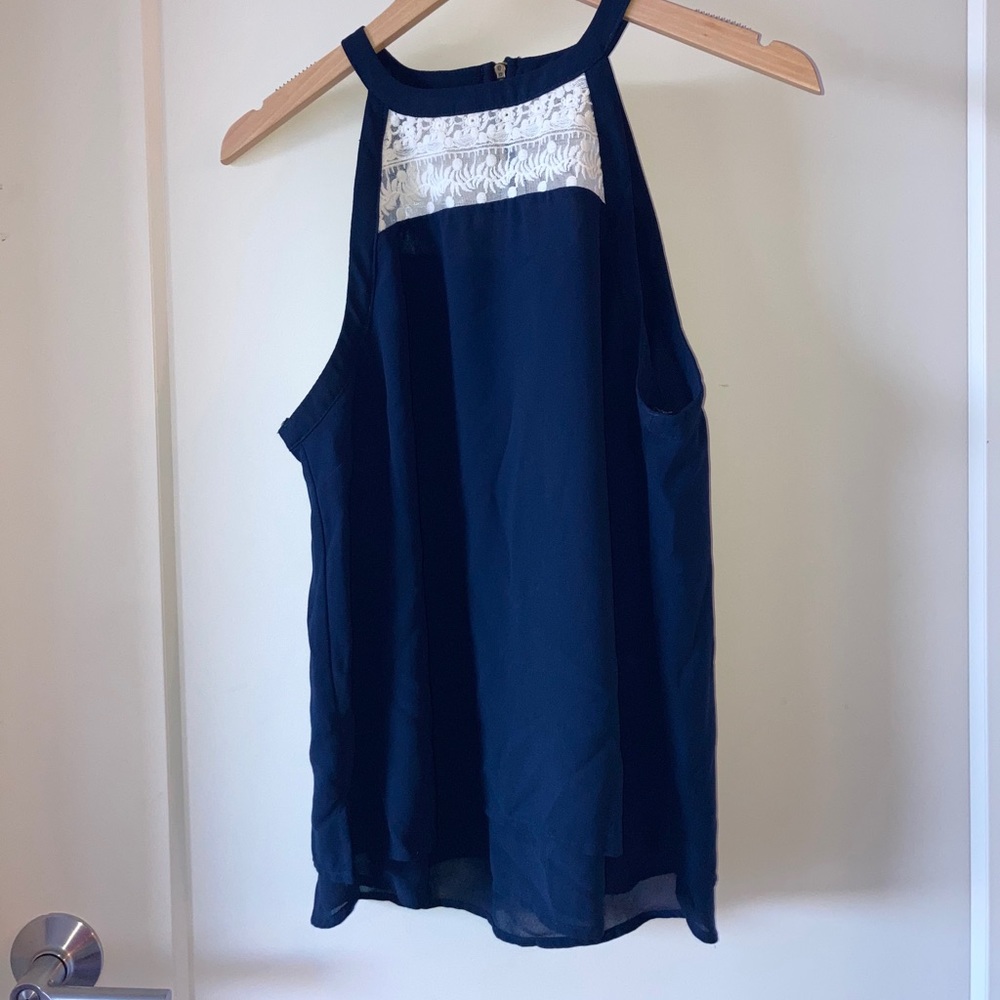 Monteau navy lace tank top large